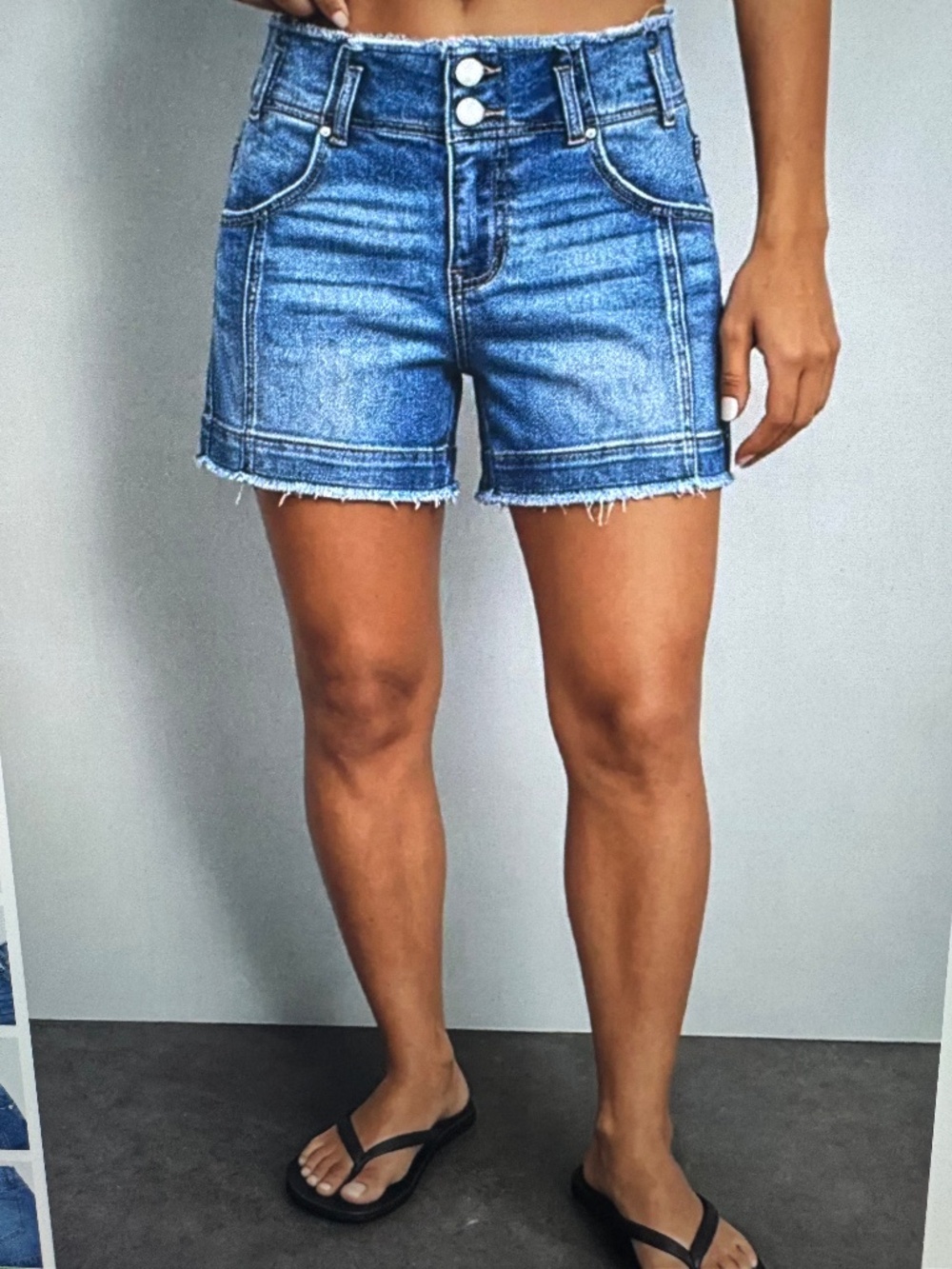 Flamingals Raw Hem Dual Button Mid Waist Denim Shorts large BRAND NEW WITH TAGS